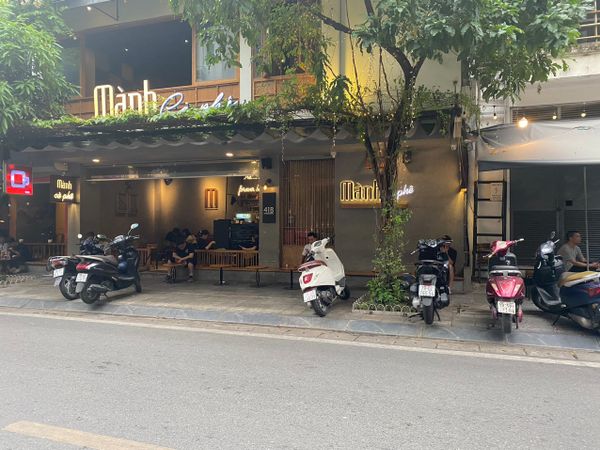 Loa Goldsound cho Mành Cafe  41B Triệu Việt Vương, Amply 4 - 6 vùng âm lượng, loa được thiết kế riêng cho quán, bật lớn không tạp âm, miễn phí công lắp đặt, bảo hành dài hạn 5 năm.