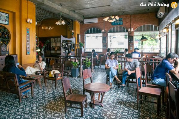 Loa cho Cà Phê Trứng 3T - Tôn Đức Thắng, Quận 1, TP HCM, loa được thiết kế riêng cho quán, bật lớn không tạp âm, miễn phí công lắp đặt, bảo hành dài hạn 5 năm