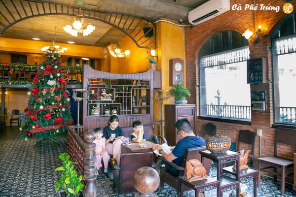 Loa cho Cà Phê Trứng 3T - Tôn Đức Thắng, Quận 1, TP HCM, loa được thiết kế riêng cho quán, bật lớn không tạp âm, miễn phí công lắp đặt, bảo hành dài hạn 5 năm