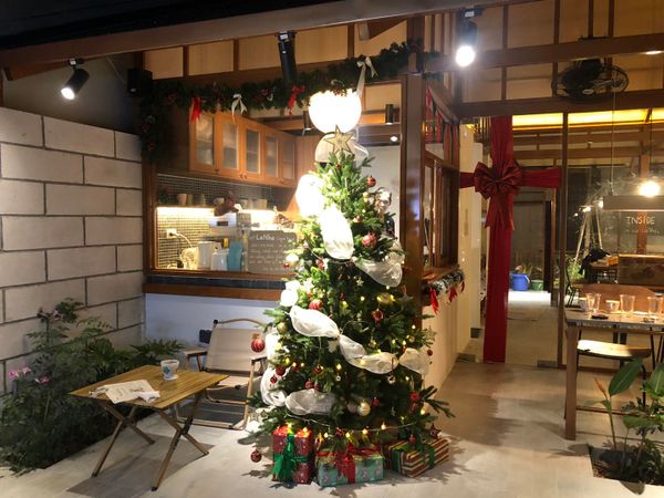 Hệ thống âm thanh cho La nha coffee |Long Biên, Hà Nội, loa được thiết kế riêng cho quán, bật lớn không tạp âm, miễn phí công lắp đặt, bảo hành dài hạn 5 năm