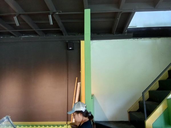 Hệ thống âm thanh cho 1945 Coffee | Thanh Xuân, Hà Nội, loa được thiết kế riêng cho quán, bật lớn không tạp âm, miễn phí công lắp đặt, bảo hành dài hạn 5 năm