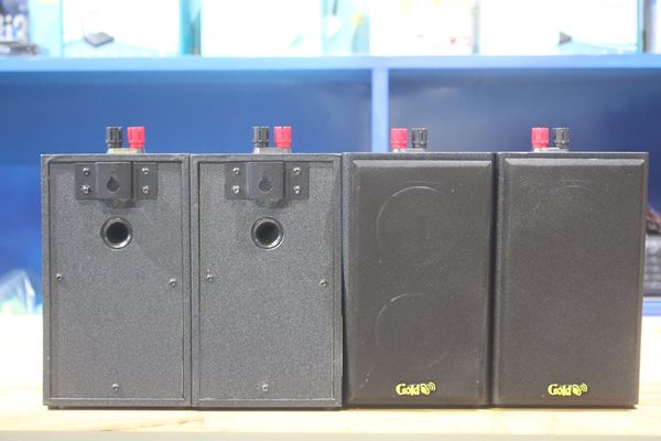 Loa nhà hàng: Gold4cafe (từ 30-50m2): 04 Loa vệ tinh V15C - 15w + 1 Âm ly A150 150w