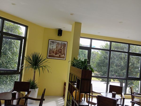 Loa cho TRÀ ĐÁ IN HOMES cơ sở 2, Gia Lâm, Hà Nội, loa được thiết kế riêng cho quán, bật lớn không tạp âm, miễn phí công lắp đặt, bảo hành dài hạn 5 năm