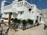 Loa ngoài trời cho nhà hàng sân thượng Hélios Sky View Cafe, Đống Đa, Hà Nội, amply 4 kênh 1500w, bluetooth 5.0, loa ngoài trời V130NT-130w, loa được thiết kế riêng cho quán, bật lớn không tạp âm, miễn phí công lắp đặt, bảo hành dài hạn 5 năm