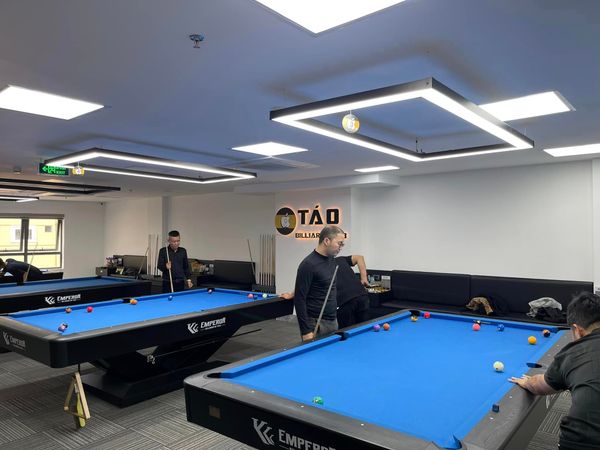Loa cho phòng chơi bi-a Táo Billiard, Hai Bà Trưng, Hà Nội, Amply 4 - 6 vùng âm lượng, loa vệ tinh thùng gỗ, miễn phí vận chuyển lắp đặt, bảo hành dài hạn 5 năm.