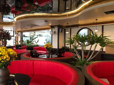 Loa cho nhà hàng Moonlight Restaurant, thành phố Thanh Hoá, amply 6 kênh 1200w, bluetooth 5.0, loa V58c-58w, loa ngoài trời V50NT-50w, loa được thiết kế riêng cho quán, bật lớn không tạp âm, miễn phí công lắp đặt, bảo hành dài hạn 5 năm