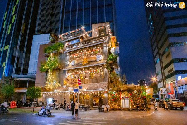 Loa Goldsound cho Cà Phê Trứng 3T - Ngô Văn Năm, Quận 1, TP. HCM, loa được thiết kế riêng cho quán, bật lớn không tạp âm, miễn phí công lắp đặt, bảo hành dài hạn 5 năm