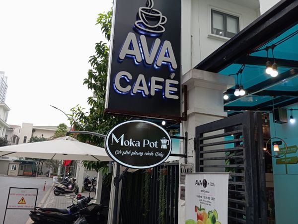 Lắp đặt loa cho Ava Coffee