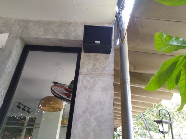 Loa Goldsound cho Ava Coffee, Thanh Xuân Trung, Hà Nội, loa được thiết kế riêng cho quán, bật lớn không tạp âm, miễn phí công lắp đặt, bảo hành dài hạn 5 năm