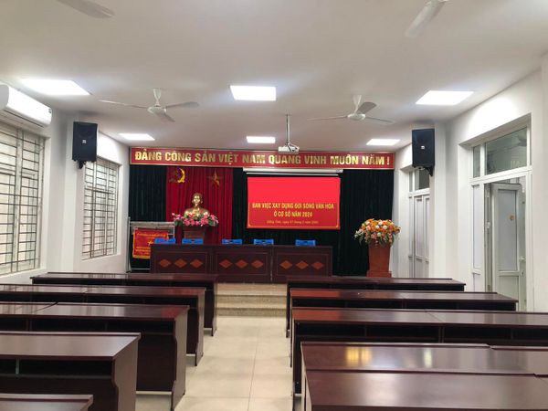 Loa Goldsound cho hội trường tại Hà Nội, loa được thiết kế riêng cho quán, bật lớn không tạp âm, miễn phí công lắp đặt, bảo hành dài hạn 5 năm