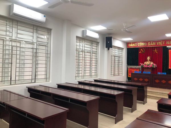 Loa Goldsound cho hội trường tại Hà Nội, loa được thiết kế riêng cho quán, bật lớn không tạp âm, miễn phí công lắp đặt, bảo hành dài hạn 5 năm