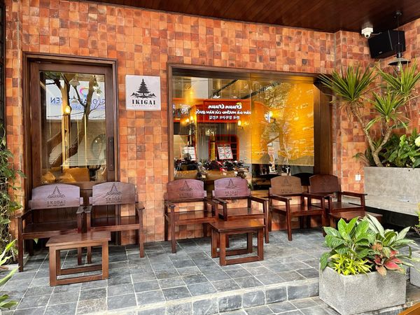 Loa Goldsound cho quán IKIGAI Garden Cafe, Cầu Giấy, Hà Nội, Amply 2 vùng 1200w, Bluetooth 5.0, Loa V130-130w, Amply 2 vùng âm lượng, loa được thiết kế riêng cho quán, bật lớn không tạp âm, miễn phí công lắp đặt, bảo hành dài hạn 5 năm.