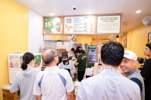 Loa Goldsound cho Bánh mì Phố Việt Nam, Hà Đông, Hà Nội, Amply 2 vùng 380w, kết nối Bluetooth 5.0, 6 loa 13w, Amply 2 vùng âm lượng, loa được thiết kế riêng cho quán, bật lớn không tạp âm, miễn phí công lắp đặt, bảo hành dài hạn 5 năm.