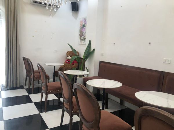 Loa Goldsound cho quán MAISON DE 1999,  Ba Đình, Hà Nội, loa được thiết kế riêng cho quán, bật lớn không tạp âm, miễn phí công lắp đặt, bảo hành dài hạn 5 năm.