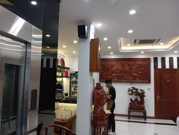 Loa Goldsound cho Sang Cafe, Việt Hưng, Long Biên, Amply 2 vùng 380w, Bluetooth 5.0, 6 loa V25c-25w, Amply 2 vùng âm lượng, loa được thiết kế riêng cho quán, bật lớn không tạp âm, miễn phí công lắp đặt, bảo hành dài hạn 5 năm.