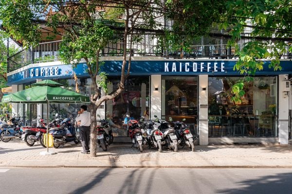 Loa Goldsound cho KAI Coffee, Quận 7, TP HCM, loa được thiết kế riêng cho quán, bật lớn không tạp âm, miễn phí công lắp đặt, bảo hành dài hạn 5 năm