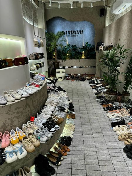 Loa Goldsound cho SamSam Shoes, Biên Hoà, T. Đồng Nai, amply 2 kênh 380w, bluetooth 5.0, 4 loa V40C-40w, loa được thiết kế riêng cho quán, bật lớn không tạp âm, miễn phí công lắp đặt, bảo hành dài hạn 5 năm