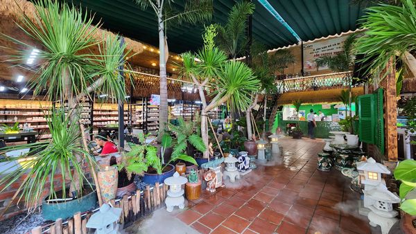 Loa Goldsound cho GỐM Coffee, Long An, loa được thiết kế riêng cho quán, bật lớn không tạp âm, miễn phí công lắp đặt, bảo hành dài hạn 5 năm.