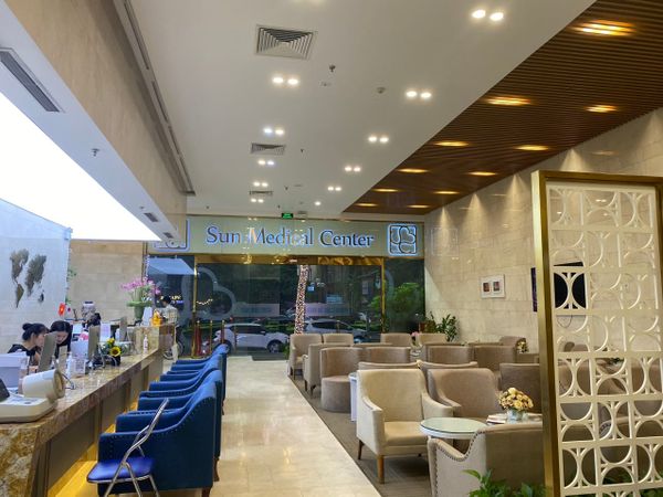 Loa âm trần thông báo, phát nhạc nền tự động: cho Trung tâm Y Tế Bệnh viện Quốc Tế SUN MEDICAL, Thanh Xuân, Hà Nội, amply 2 kênh 1200w, bluetooth 5.0, 10 loa âm trần VAT-38w, loa được thiết kế riêng cho quán, bật lớn không tạp âm, bảo hành dài hạn 5 năm