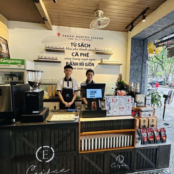 Loa Goldsound cho Trung Nguyên E-Coffee 90 Võ Thị Sáu, Hà Nội, amply 2 kênh 200w, bluetooth 5.0, loa 13w, loa được thiết kế riêng cho quán, bật lớn không tạp âm, miễn phí công lắp đặt, bảo hành dài hạn 5 năm