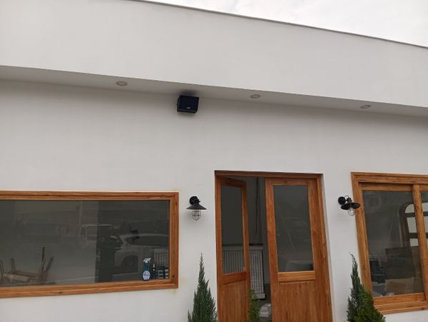 Loa Goldsound cho La Cà Coffee And Tea, Tam Đảo, Vĩnh Phúc, loa được thiết kế riêng cho quán, bật lớn không tạp âm, miễn phí công lắp đặt, bảo hành dài hạn 5 năm