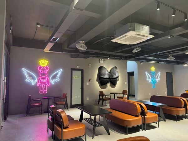 Loa Goldsound cho The Liking Coffee & Billiards, Đông Anh, Hà Nội, loa được thiết kế riêng cho quán, bật lớn không tạp âm, miễn phí công lắp đặt, bảo hành dài hạn 5 năm