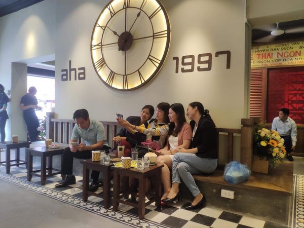 Hệ thống âm thanh cho AHA Cafe Phạm Ngọc Thạch, Amply 4 - 6 vùng âm lượng, loa được thiết kế riêng cho quán, bật lớn không tạp âm, miễn phí công lắp đặt, bảo hành dài hạn 5 năm.