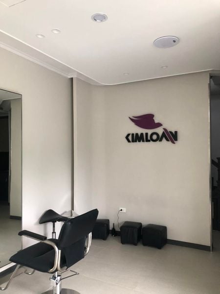 Loa Goldsound cho Hair Salon Kim Loan, Hà Nội, loa được thiết kế riêng cho quán, bật lớn không tạp âm, miễn phí công lắp đặt, bảo hành dài hạn 5 năm
