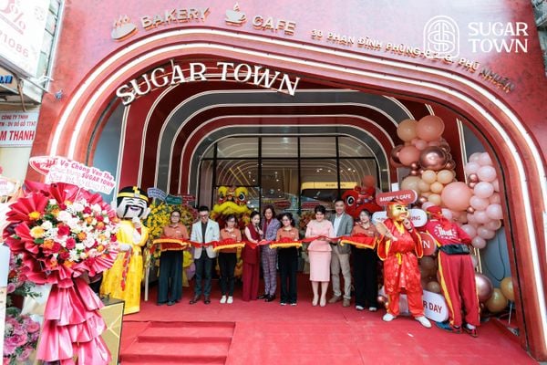 Loa Goldsound cho Sugar Town Bakery - Phan Đình Phùng, loa được thiết kế riêng cho quán, bật lớn không tạp âm, miễn phí công lắp đặt, bảo hành dài hạn 5 năm