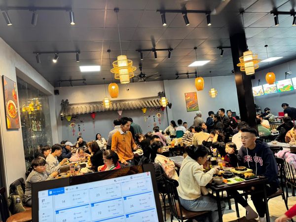 Loa Goldsound cho Cơm Đốt Thố Lão Đại - Nam Định, amply 2 kênh 200w, bluetooth 5.0, loa 13w, loa được thiết kế riêng cho quán, bật lớn không tạp âm, miễn phí công lắp đặt, bảo hành dài hạn 5 năm