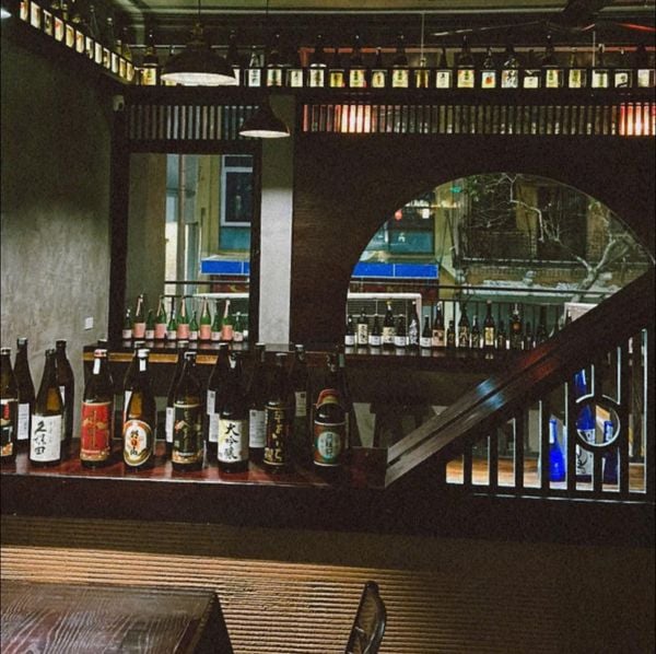 Loa Goldsound cho nhà hàng Izakaya Matsuki, Hà Nội, loa được thiết kế riêng cho quán, bật lớn không tạp âm, miễn phí công lắp đặt, bảo hành dài hạn 5 năm