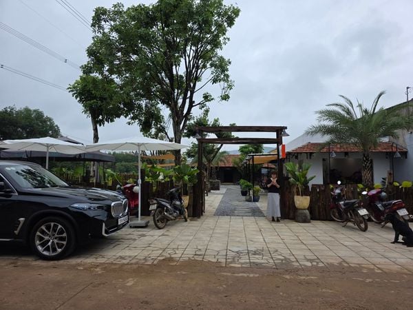Loa Goldsound cho THONG DONG Coffee & Tea, amply 2 kênh 380w, bluetooth 5.0, loa 13w, loa được thiết kế riêng cho quán, bật lớn không tạp âm, miễn phí công lắp đặt, bảo hành dài hạn 5 năm