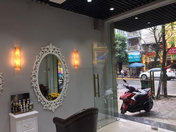 Loa Goldsound lắp đặt tại V U N G O C V O hair salon, 7C, Lê Đại Hành, Hà Nội