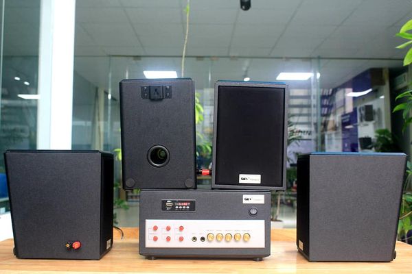 [30 - 80 m2] Dàn loa treo tường Gold4cafe V41: 01 âm ly A380 và 04 loa treo tường V41