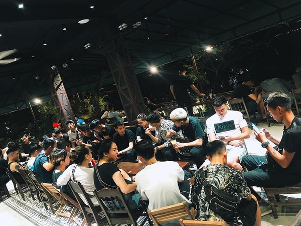 Hệ thống âm thanh cho AHA CAFE Lạc Long Quân , Amply 4 - 6 vùng âm lượng, loa được thiết kế riêng cho quán, bật lớn không tạp âm, miễn phí công lắp đặt, bảo hành dài hạn 5 năm.