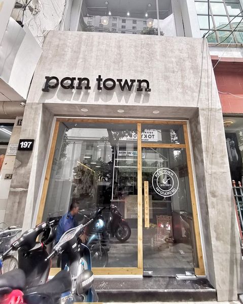 Loa cafe, Loa nhà hàng: Loa Goldsound lắp đặt loa tại quán Pan town, Giảng Võ, Ba Đình, Hà Nội