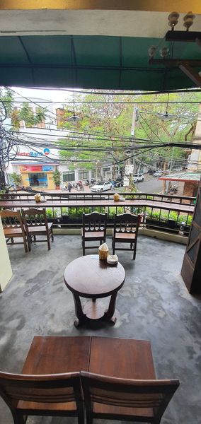 Hệ thống âm thanh cho AHA Cafe Đinh Tiên Hoàng - Hải Phòng, Amply 4 - 6 vùng âm lượng, loa được thiết kế riêng cho quán, bật lớn không tạp âm, miễn phí công lắp đặt, bảo hành dài hạn 5 năm.