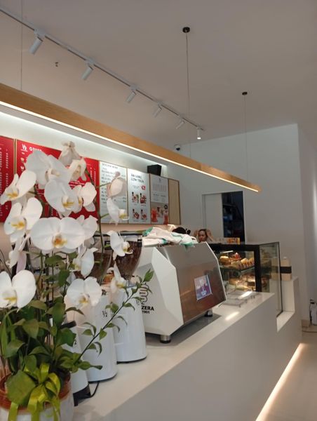 Loa Goldsound cho Half n Half Coffee, Thủ Đức, amply 2 kênh 900w, bluetooth 5.0, loa V130 - 130w, loa V25C - 25W, loa được thiết kế riêng cho quán, bật lớn không tạp âm, miễn phí công lắp đặt, bảo hành dài hạn 5 năm
