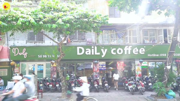 Loa cafe Loa Goldsound lắp đặt âm thanh cho Daily coffee, Thái Thịnh, Hà Nội