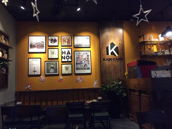 Loa cafe, Loa nhà hàng: Loa Goldsound lắp đặt loa tại KADI CAFE số 5 Đường Thành, Hoàn Kiếm, Hà Nội