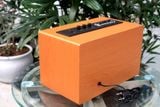Loa để bàn W99 vân gỗ