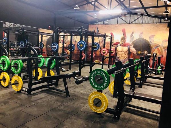 Loa cho Sparta Fitness & Crossfit, Amply 4 - 6 vùng âm lượng, loa được thiết kế riêng cho quán, bật lớn không tạp âm, miễn phí công lắp đặt, bảo hành dài hạn 5 năm.