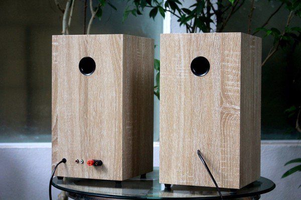Loa GS31 Bookshelf 5 SG,  công suất 160w, Bass 4 inch, Tress 2 inch, bluetooth 5.0, cổng rca, khe usb, thiết kế loa thùng gỗ cao 38 cm, rộng 21 cm, sâu 21.5 cm. Bảo hành 12 tháng