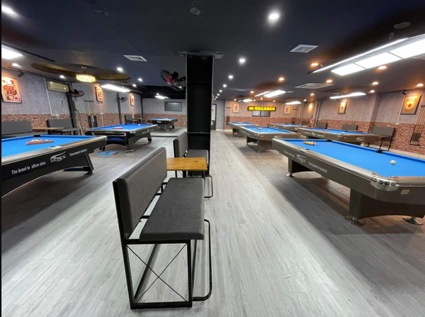 Loa cho quán 96 Billiards Club, Cầu Giấy, Hà Nội, Amply 4 - 6 vùng âm lượng, loa được thiết kế riêng cho quán, bật lớn không tạp âm, miễn phí công lắp đặt, bảo hành dài hạn 5 năm.