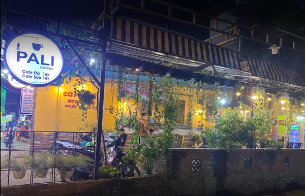 Loa Goldsound cho PALI COFEE, Gò Vấp, TP HCM, Amply 4 - 6 vùng âm lượng, loa được thiết kế riêng cho quán, bật lớn không tạp âm, miễn phí công lắp đặt, bảo hành dài hạn 5 năm.