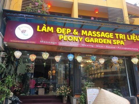 Loa Goldsound cho Peony Garden Spa Hà Nội, Amply 4 - 6 vùng âm lượng, loa được thiết kế riêng cho quán, bật lớn không tạp âm, miễn phí công lắp đặt, bảo hành dài hạn 5 năm.