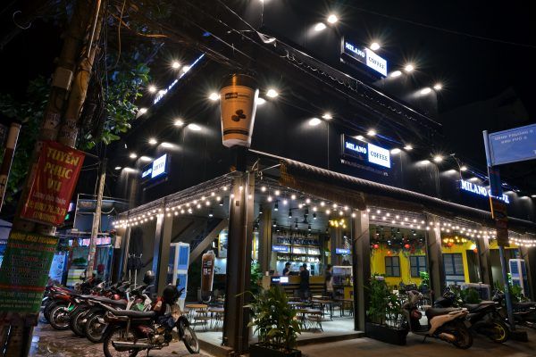 Loa Goldsound cho MILANO COFFEE Gò Vấp, Amply 4 - 6 vùng âm lượng, loa được thiết kế riêng cho quán, bật lớn không tạp âm, miễn phí công lắp đặt, bảo hành dài hạn 5 năm.