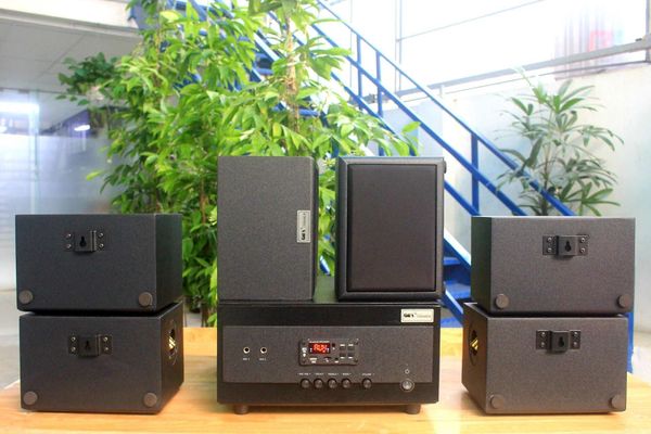 Dàn loa sân vườn: Amply A905 + 6 V25NT