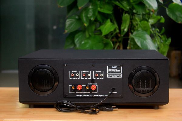 Cục đẩy công suất A958PU_TH-2K Goldsound (công suất 2000w, 2 phân vùng đầu ra, đủ kết nối Bluetooth, RCA, AV, USB)