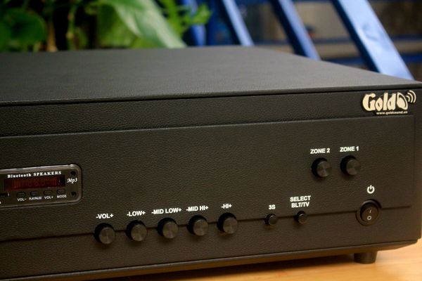 Cục đẩy công suất A958PU_TH-2K Goldsound (công suất 2000w, 2 phân vùng đầu ra, đủ kết nối Bluetooth, RCA, AV, USB)